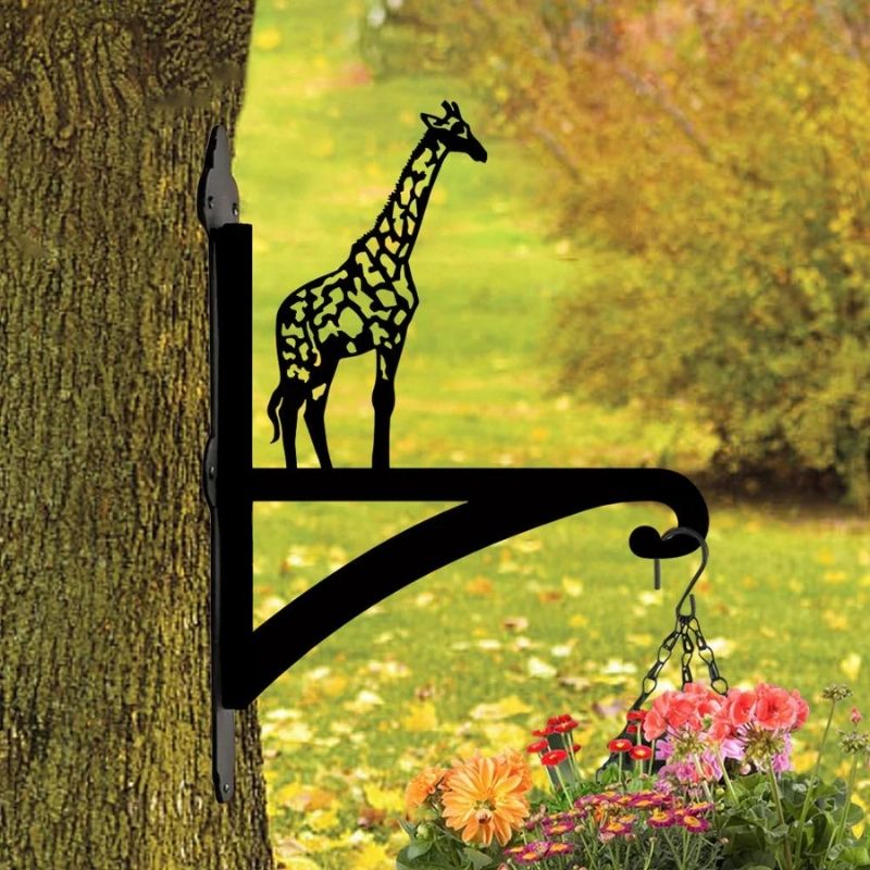 Giraffe Metal Hanging Bracket Plant Stand PS113