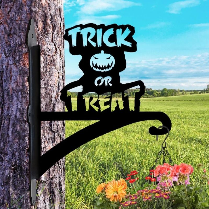 Trick or Treat Metal Hanging Bracket Plant Stand PS165