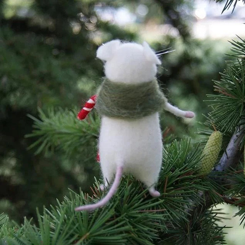 Handmade Mouse Bringing Holiday Cheer to Life